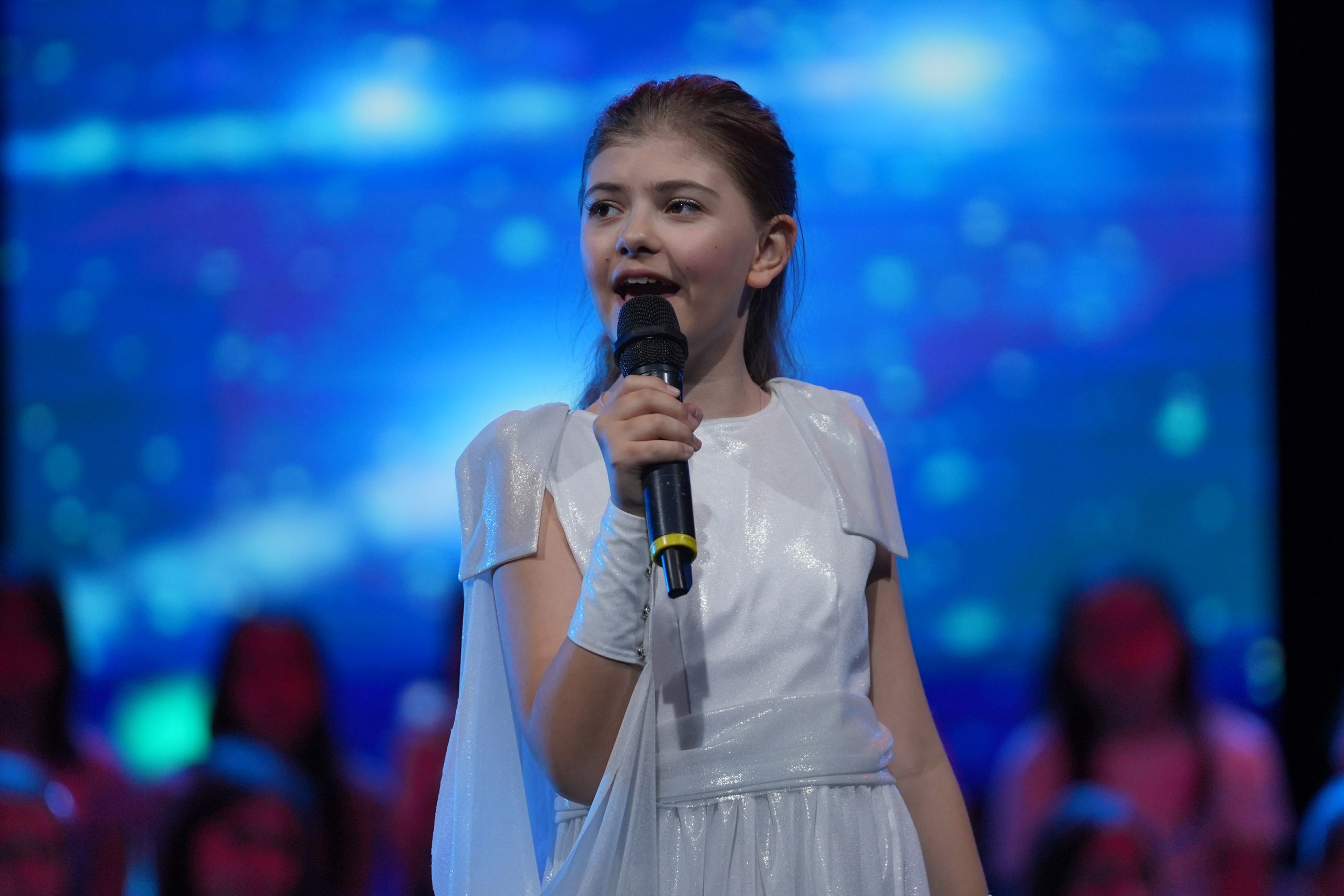 МАРТА ЗГУРОВА